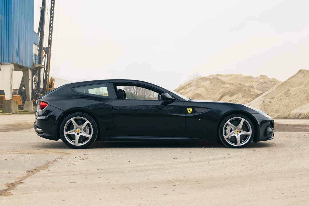 2011 Ferrari FF - Image 4 of 31