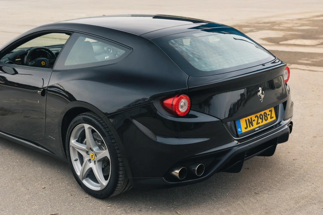2011 Ferrari FF - Image 28 of 31