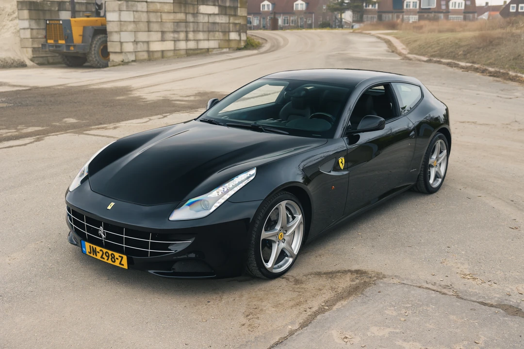 2011 Ferrari FF - Image 10 of 31