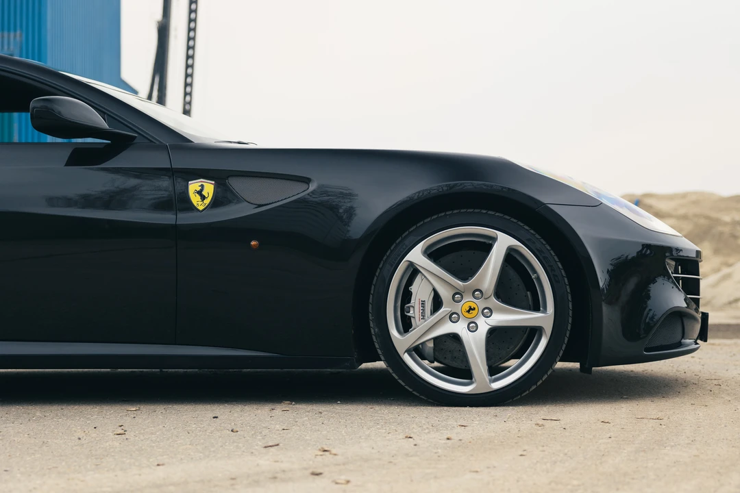 2011 Ferrari FF - Image 26 of 31