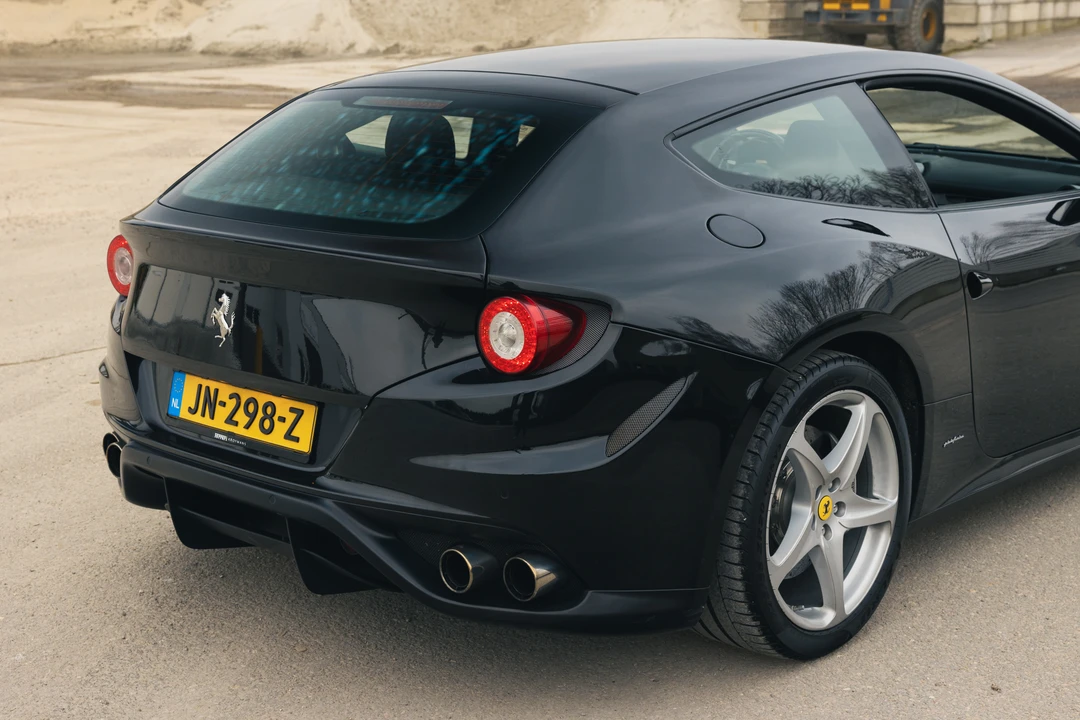 2011 Ferrari FF - Image 31 of 31
