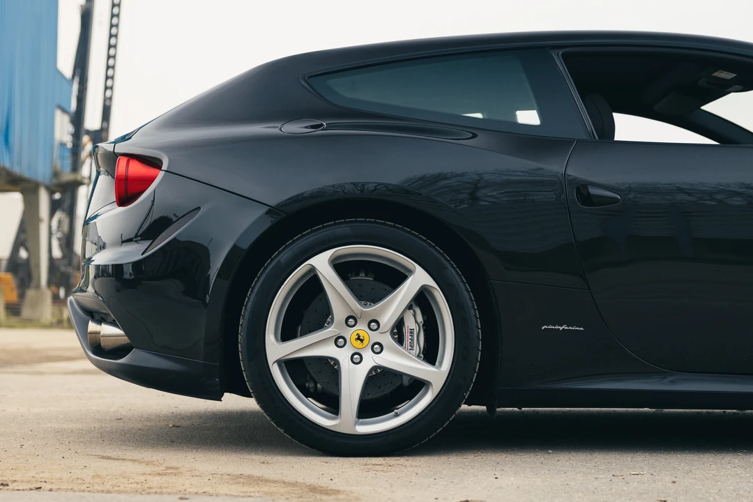2011 Ferrari FF - Image 30 of 31
