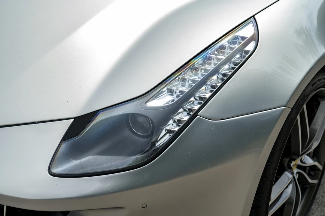 2011 Ferrari FF - Image 25 of 31