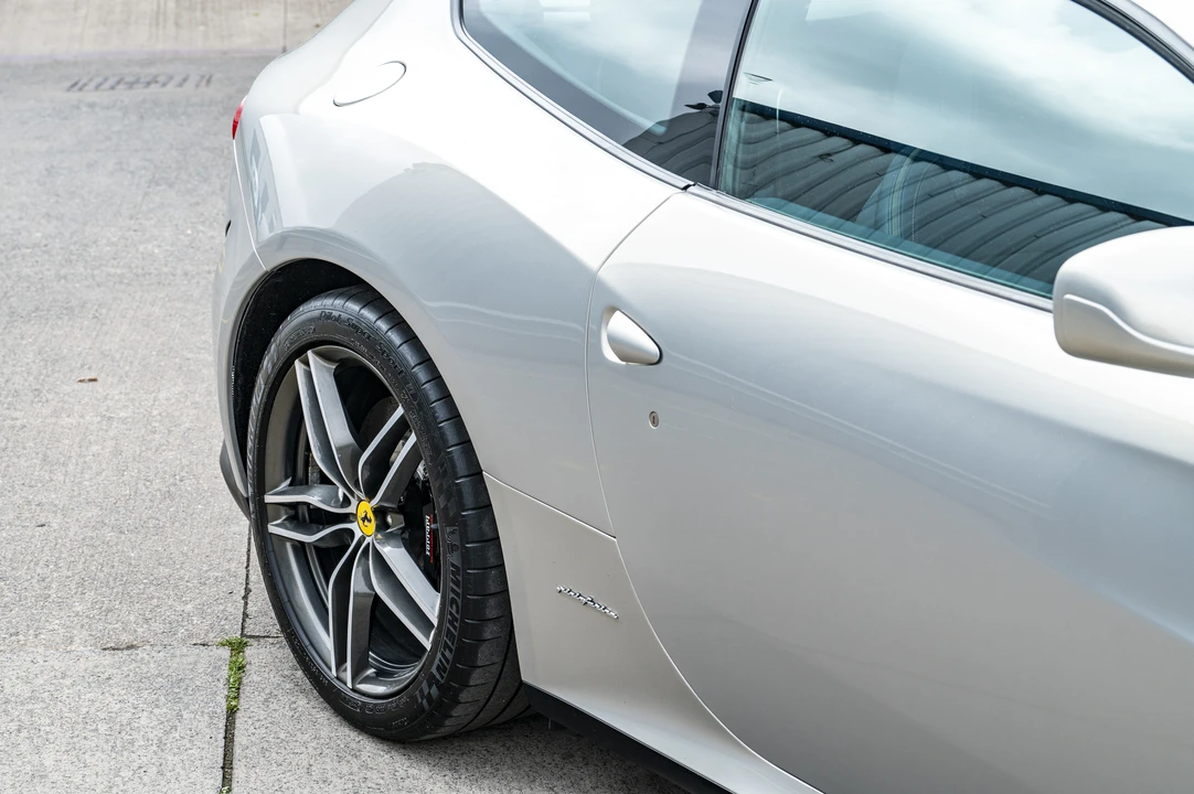 2011 Ferrari FF - Image 30 of 31