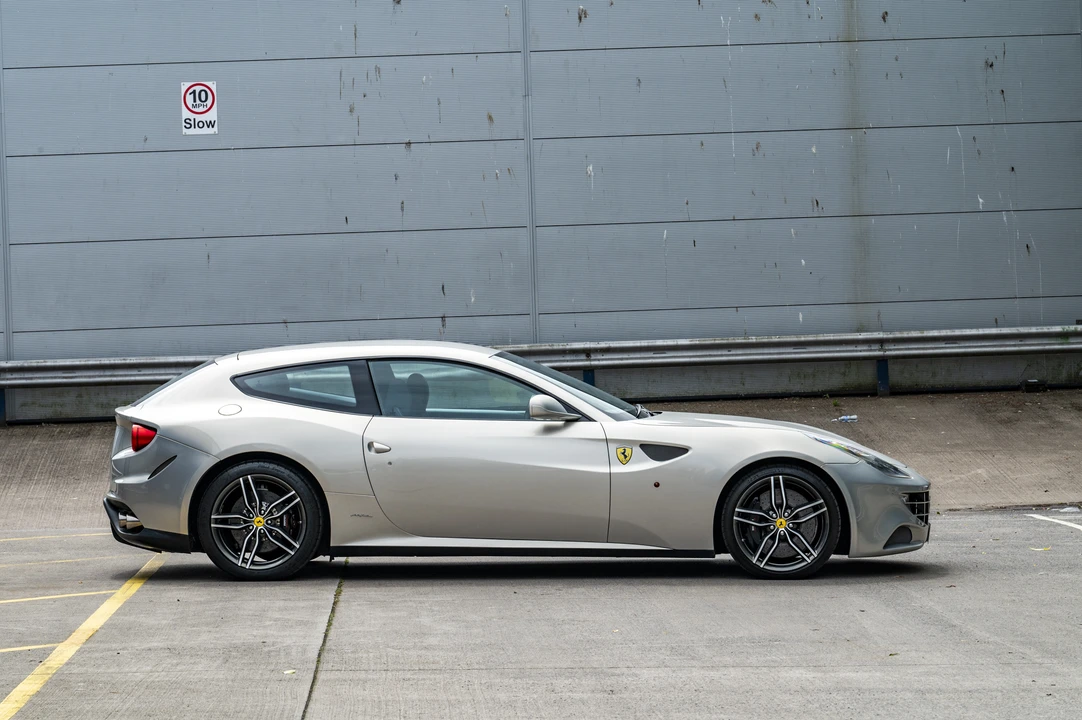 2011 Ferrari FF - Image 8 of 31