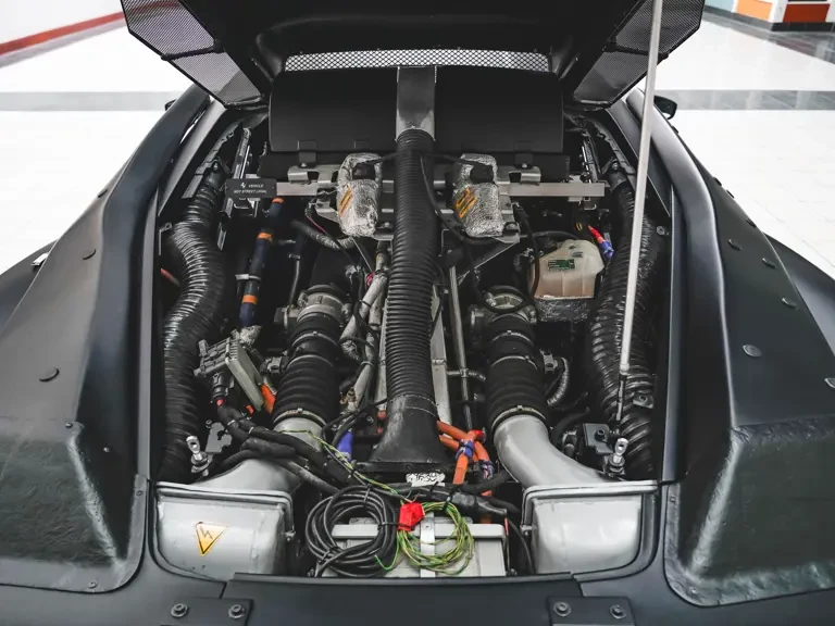 2011 Ferrari LaFerrari - Image 4 of 31