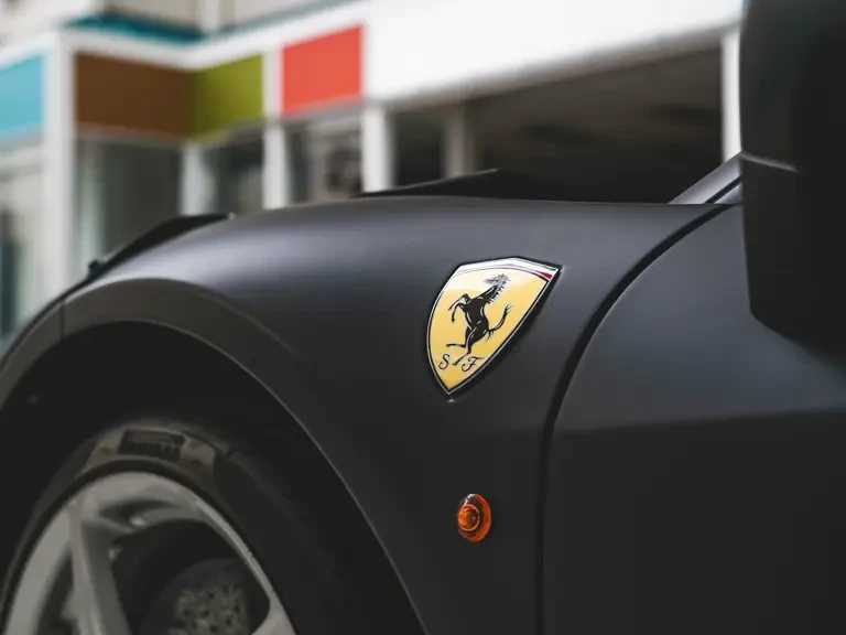 2011 Ferrari LaFerrari - Image 17 of 31