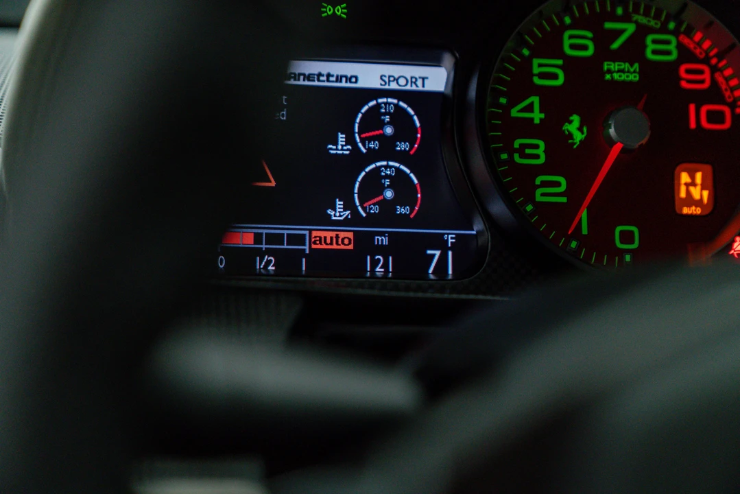 2011 Ferrari 599 GTO - Image 26 of 31