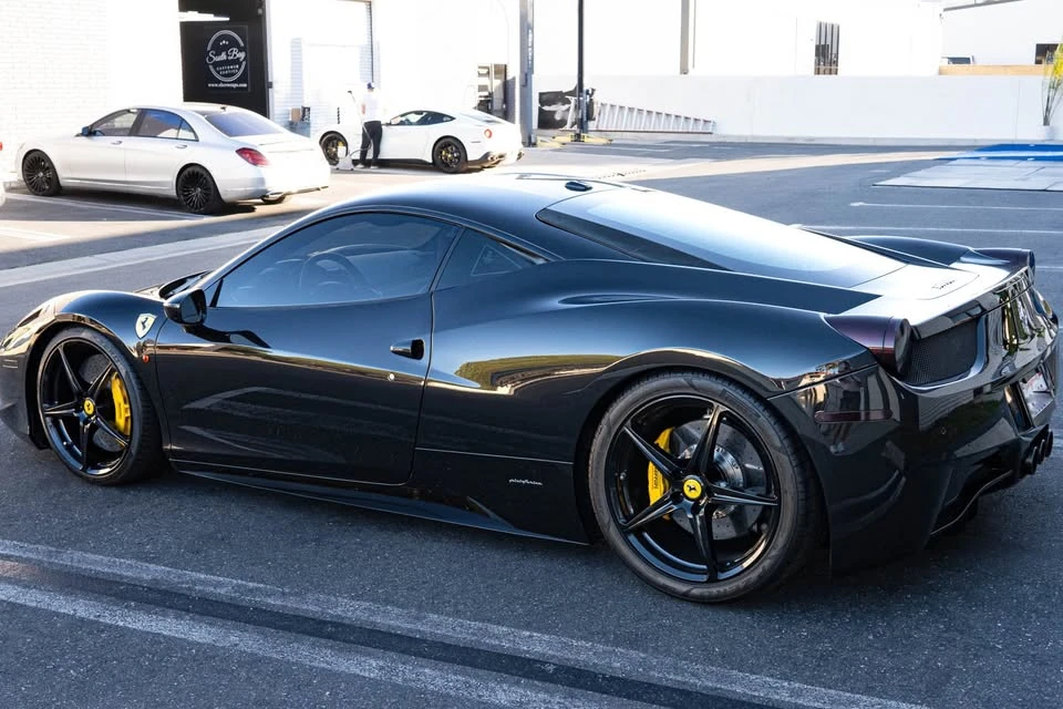 2011 Ferrari 458 Italia - Image 15 of 17