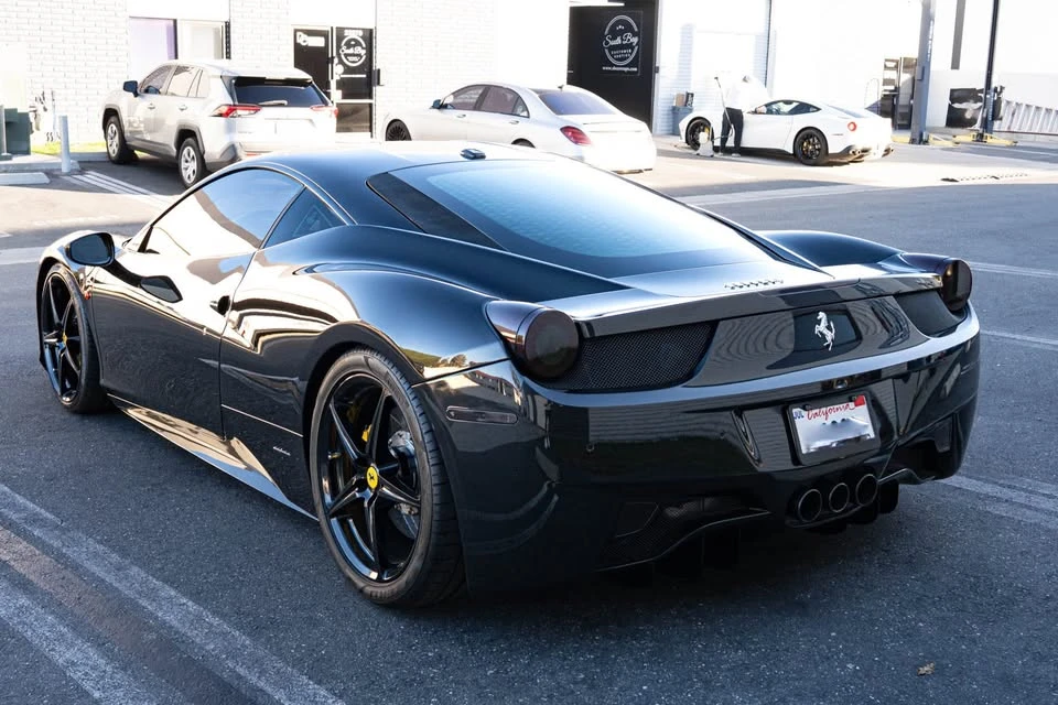 2011 Ferrari 458 Italia - Image 14 of 17