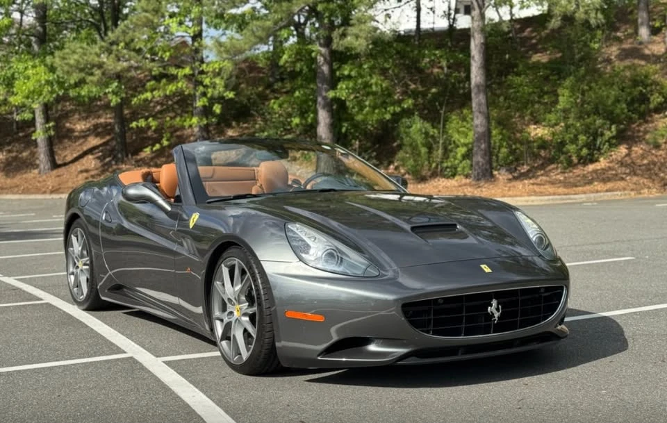 2011 Ferrari California - Image 5 of 14