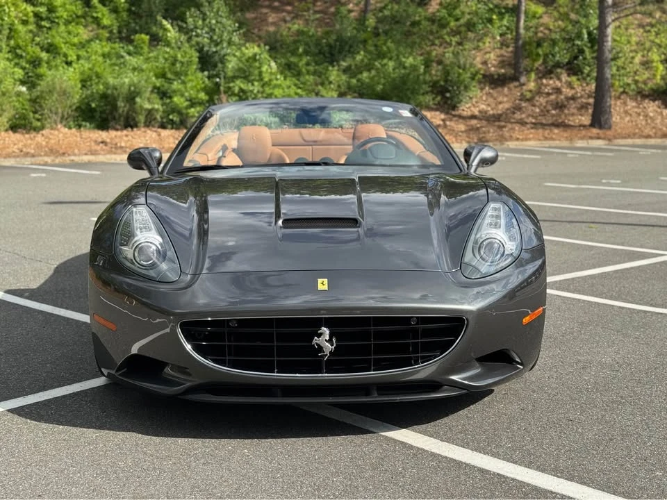 2011 Ferrari California - Image 2 of 20