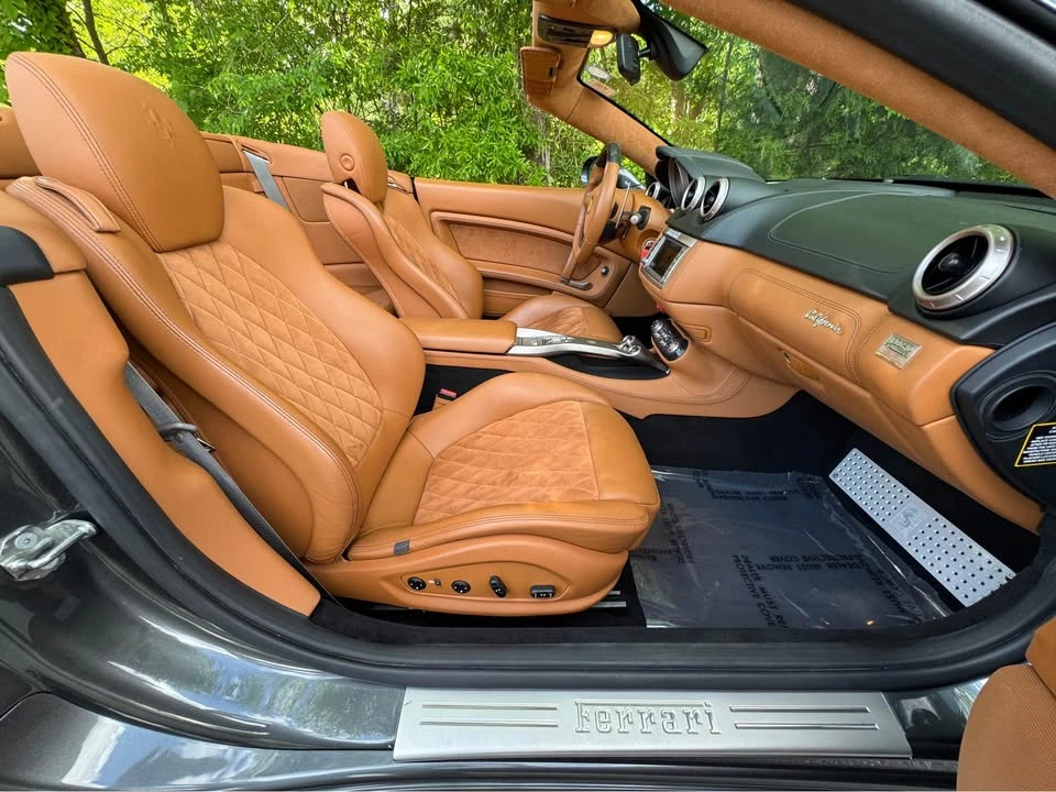 2011 Ferrari California - Image 17 of 20