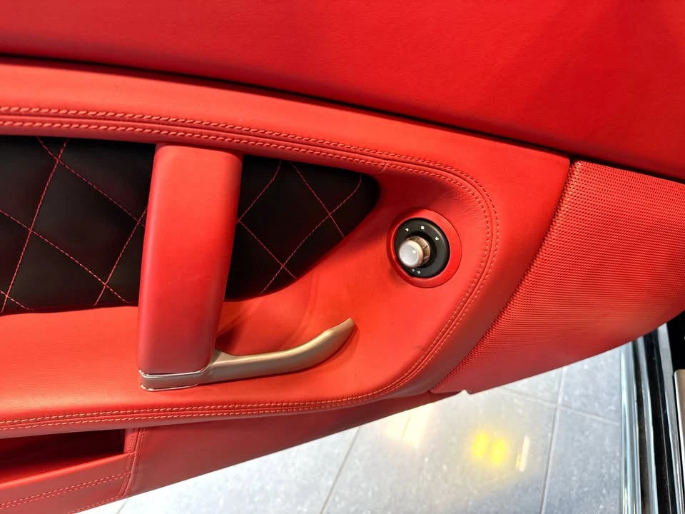 2011 Ferrari California - Image 8 of 20