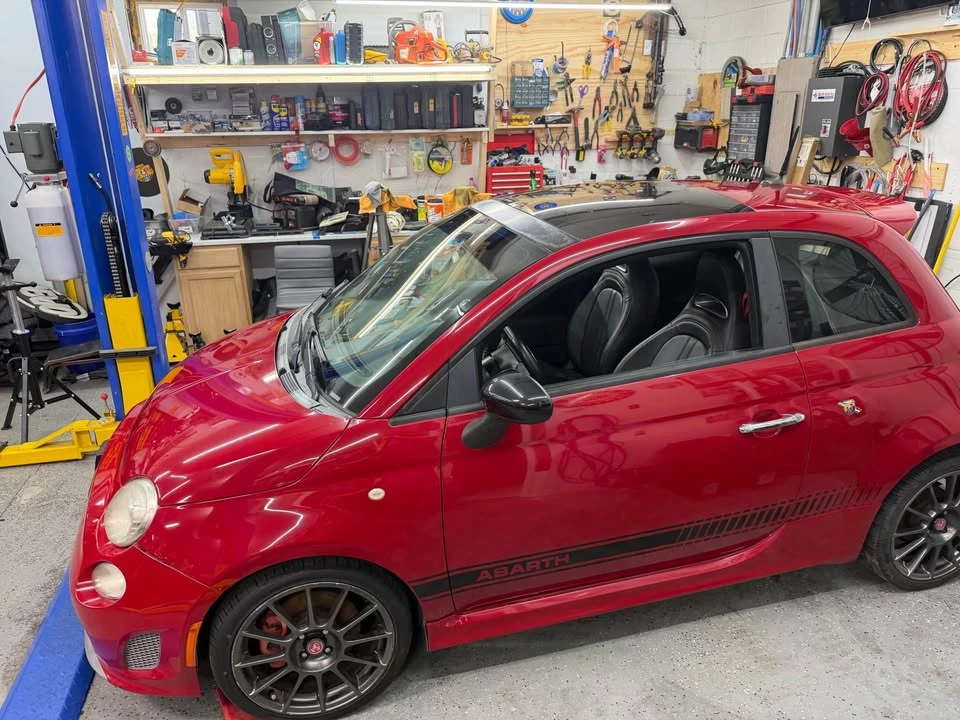 2011 Fiat Abarth 500 - Image 2 of 6