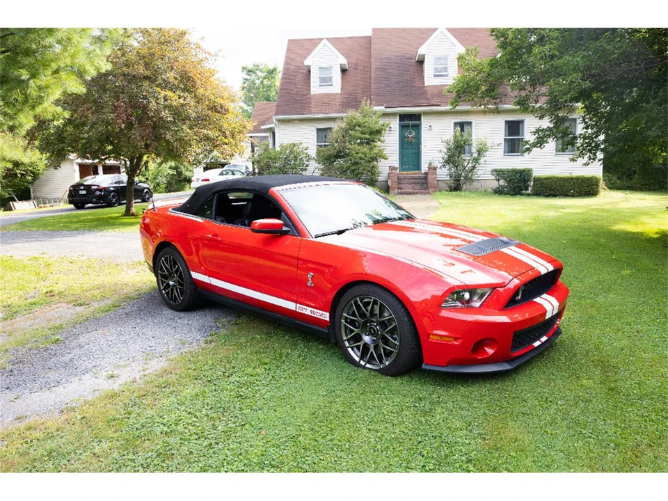 2011 Ford - Image 8 of 31