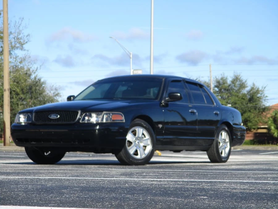 2011 Ford Crown Victoria - Image 9 of 9