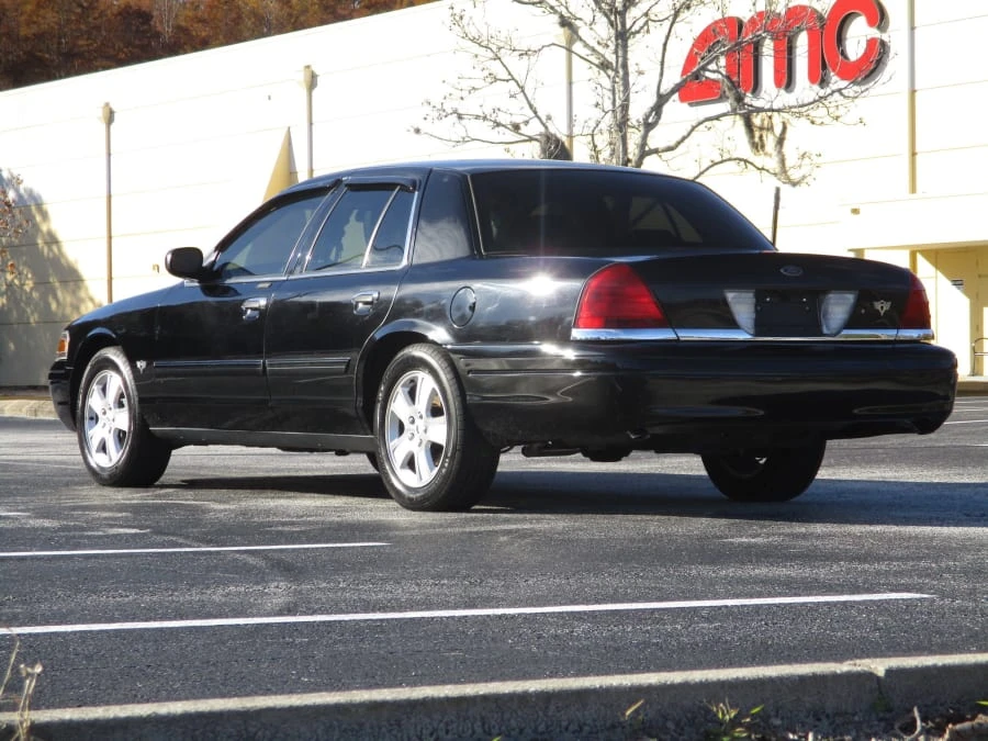 2011 Ford Crown Victoria - Image 7 of 9