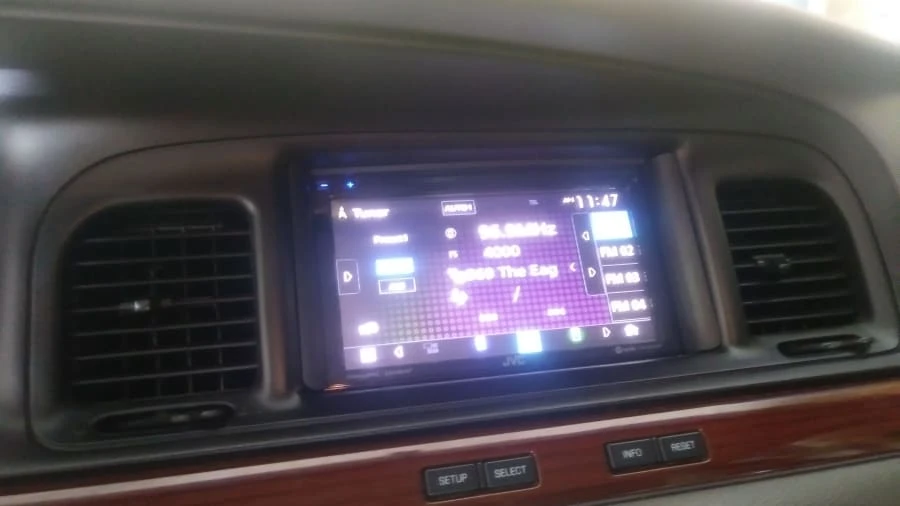2011 Ford Crown Victoria - Image 12 of 12