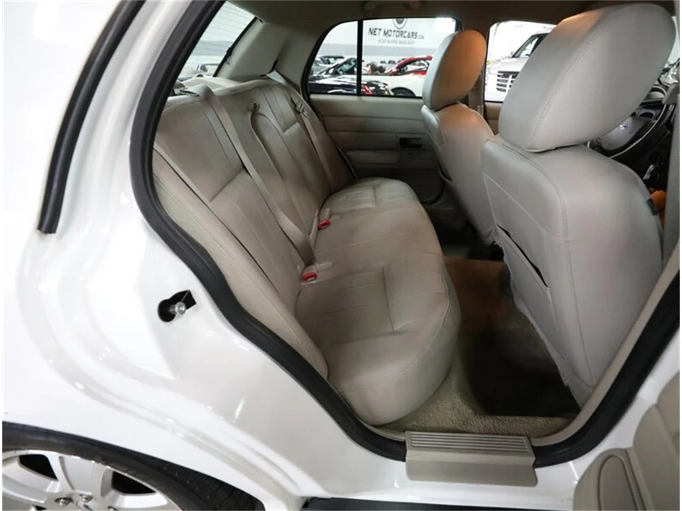 2011 Ford Crown Victoria - Image 20 of 31