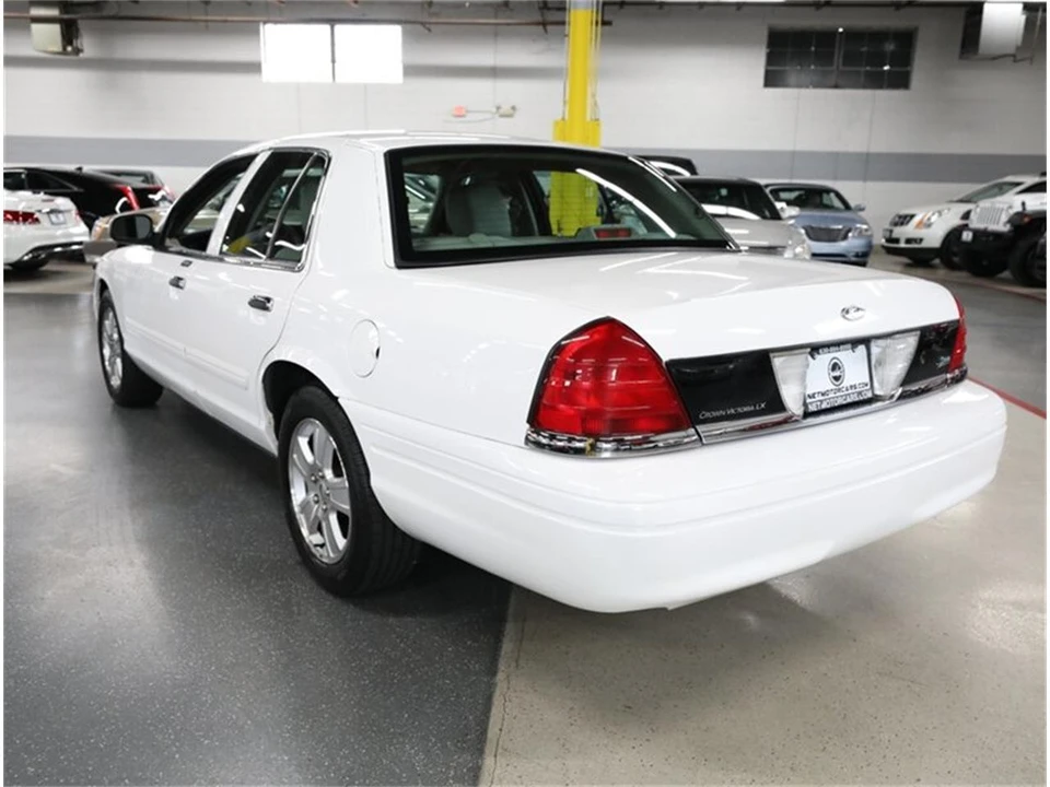 2011 Ford Crown Victoria - Image 12 of 31