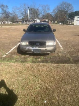 2011 Ford Crown Victoria - Image 4 of 4