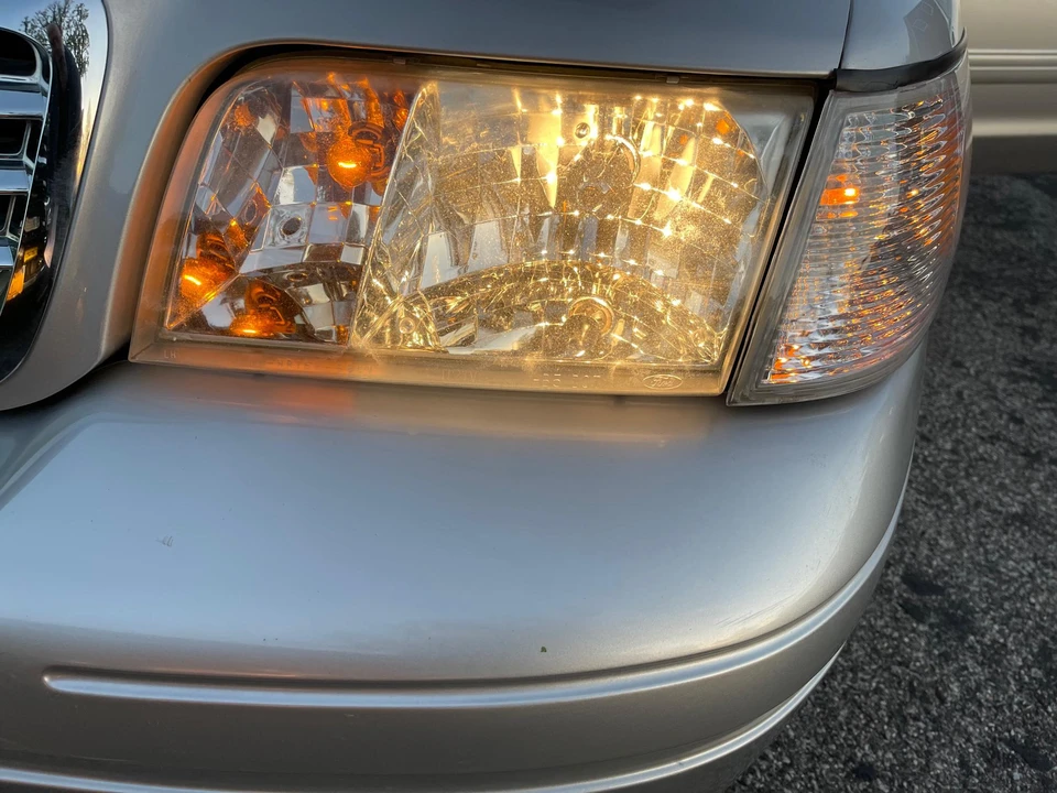 2011 Ford Crown Victoria - Image 26 of 31