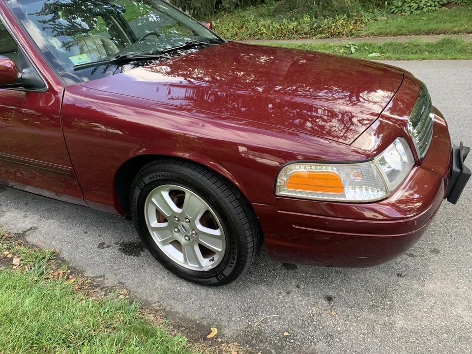 2011 Ford Crown Victoria - Image 31 of 31