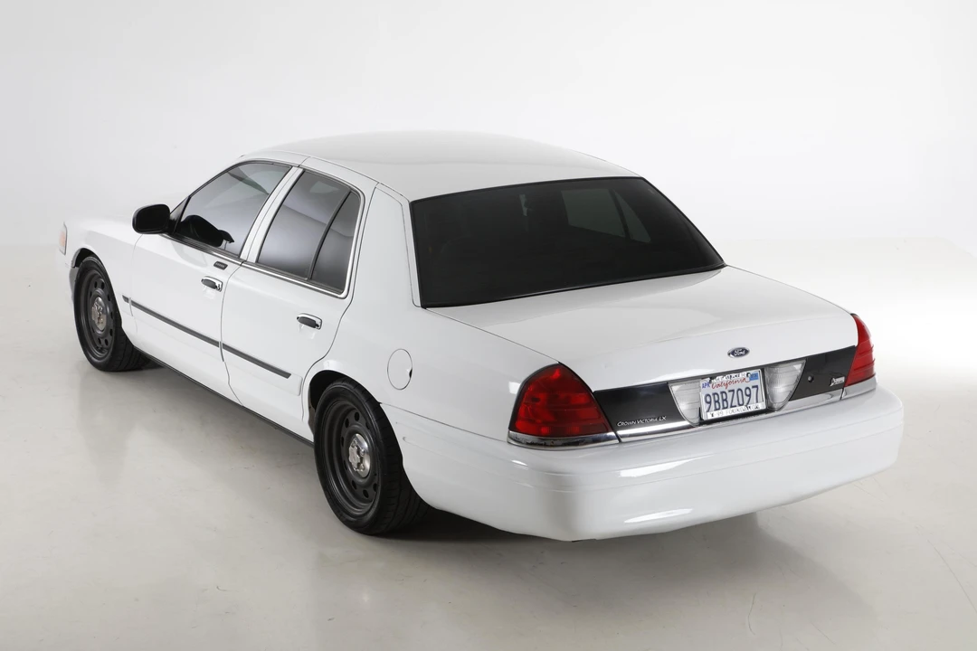 2011 Ford Crown Victoria - Image 8 of 31