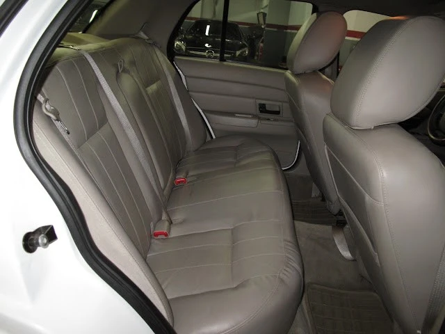 2011 Ford Crown Victoria - Image 17 of 21