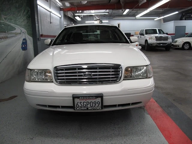 2011 Ford Crown Victoria - Image 8 of 21