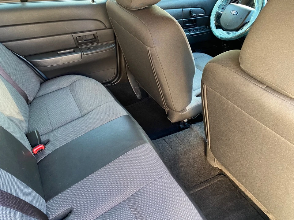 2011 Ford Crown Victoria - Image 7 of 21