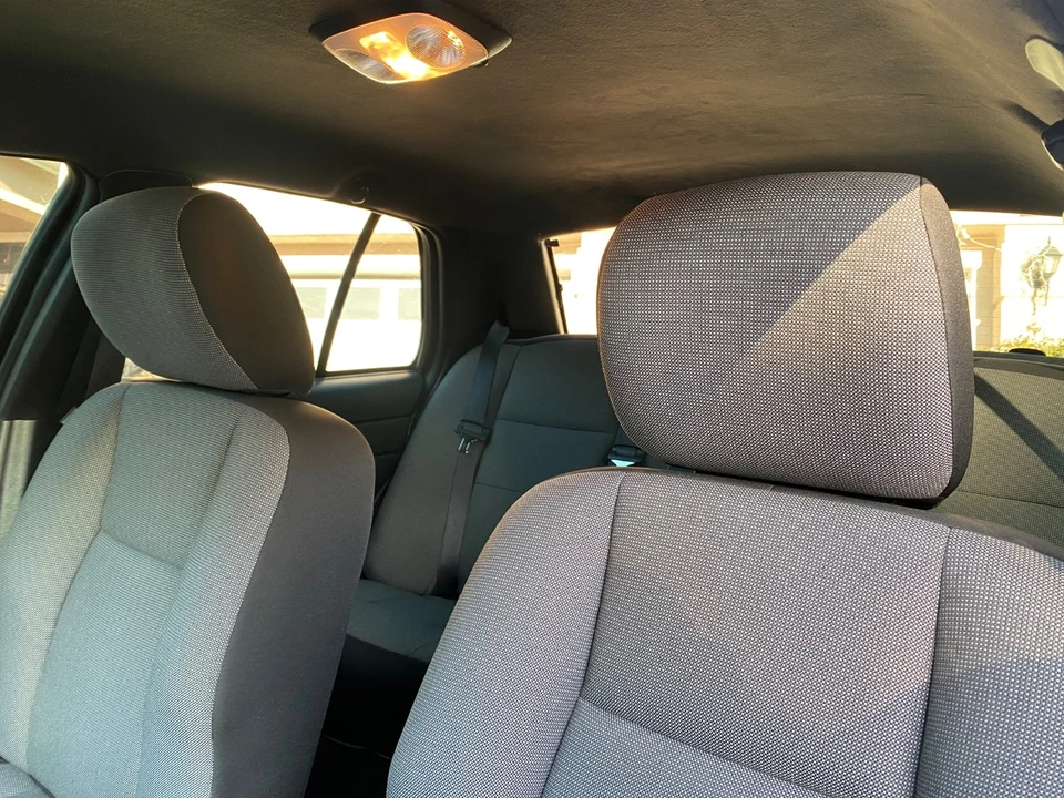 2011 Ford Crown Victoria - Image 5 of 21