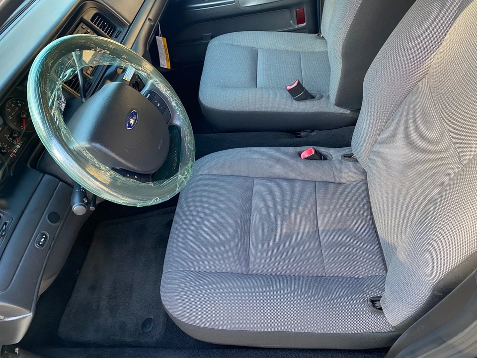2011 Ford Crown Victoria - Image 10 of 21