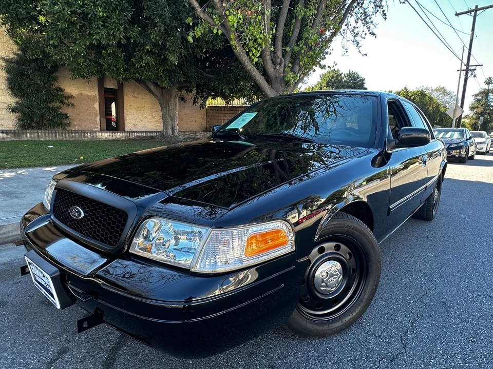 2011 Ford Crown Victoria - Image 3 of 18
