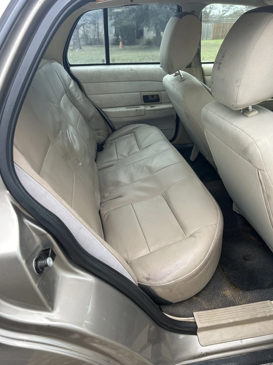 2011 Ford Crown Victoria - Image 9 of 21