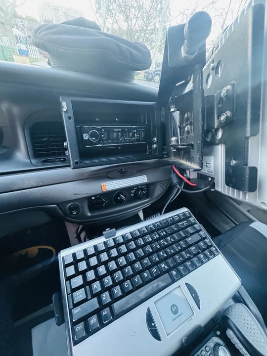 2011 Ford Crown Victoria - Image 17 of 17