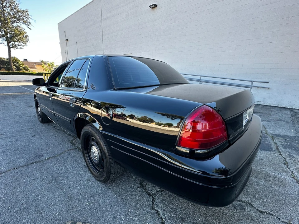 2011 Ford Crown Victoria - Image 5 of 21