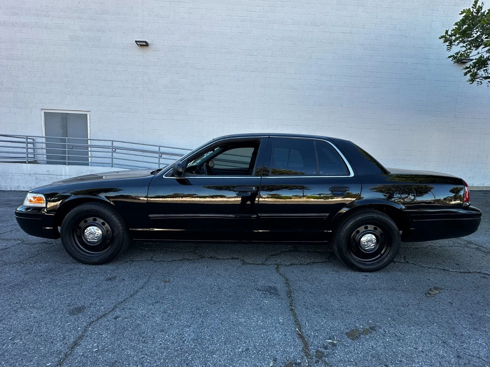 2011 Ford Crown Victoria - Image 4 of 21