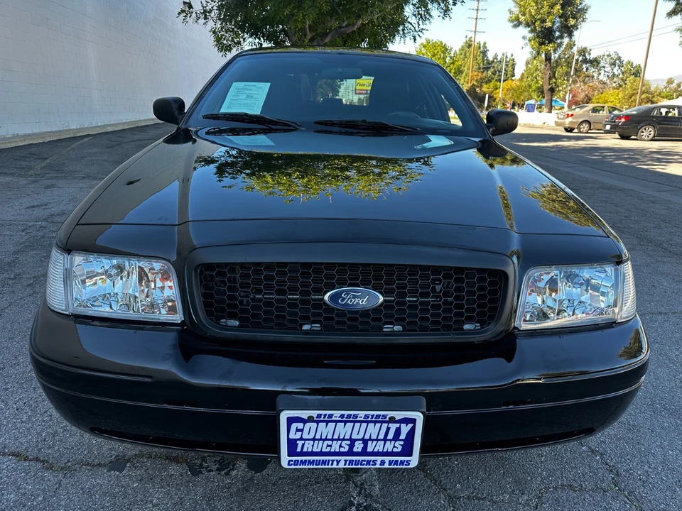 2011 Ford Crown Victoria - Image 2 of 21
