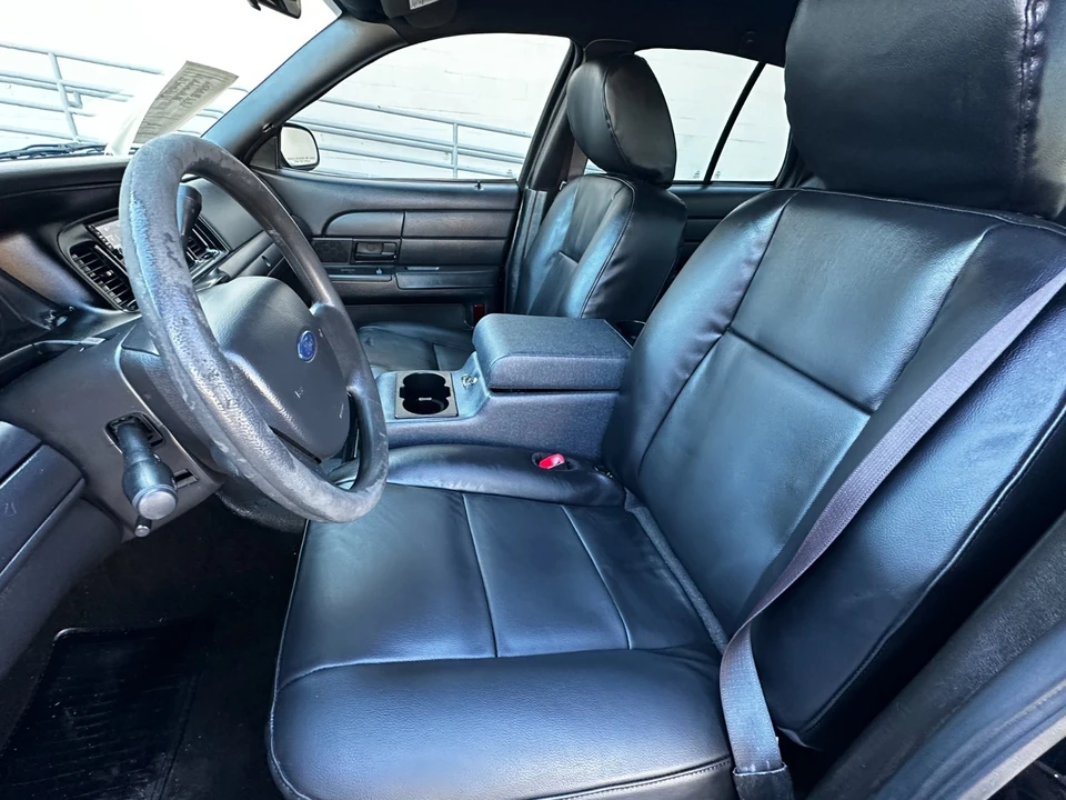 2011 Ford Crown Victoria - Image 17 of 21
