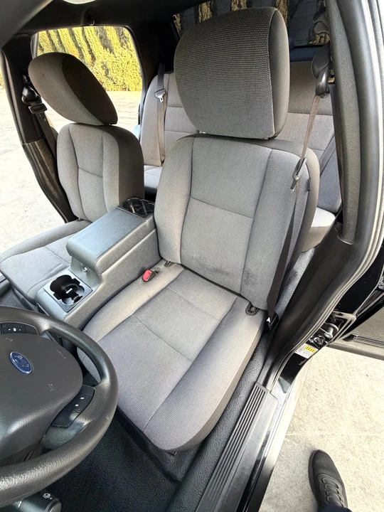 2011 Ford Crown Victoria - Image 17 of 21