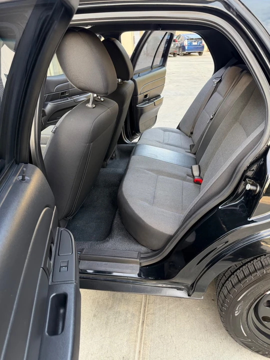 2011 Ford Crown Victoria - Image 16 of 21