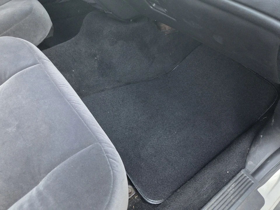 2011 Ford Crown Victoria - Image 12 of 21