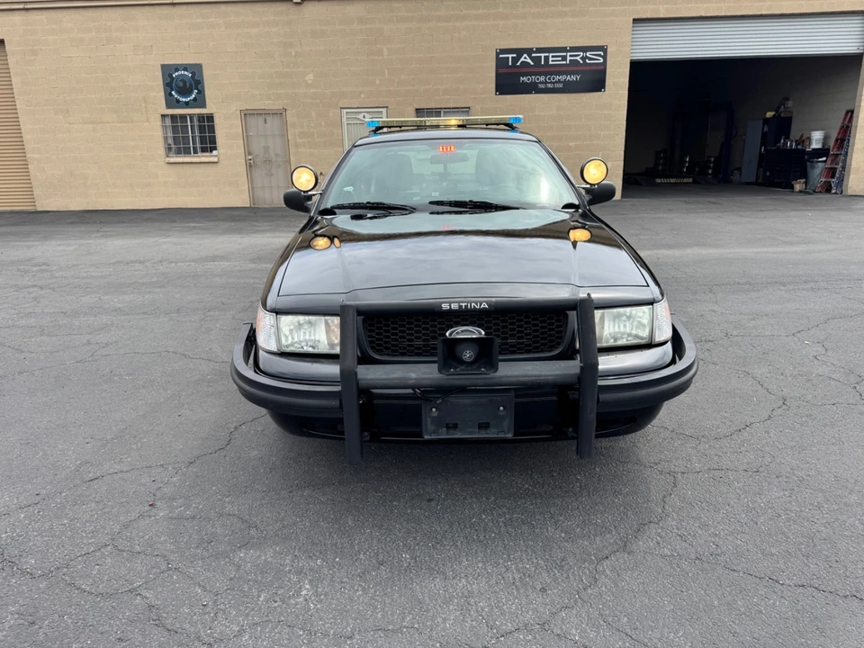 2011 Ford Crown Victoria - Image 9 of 21