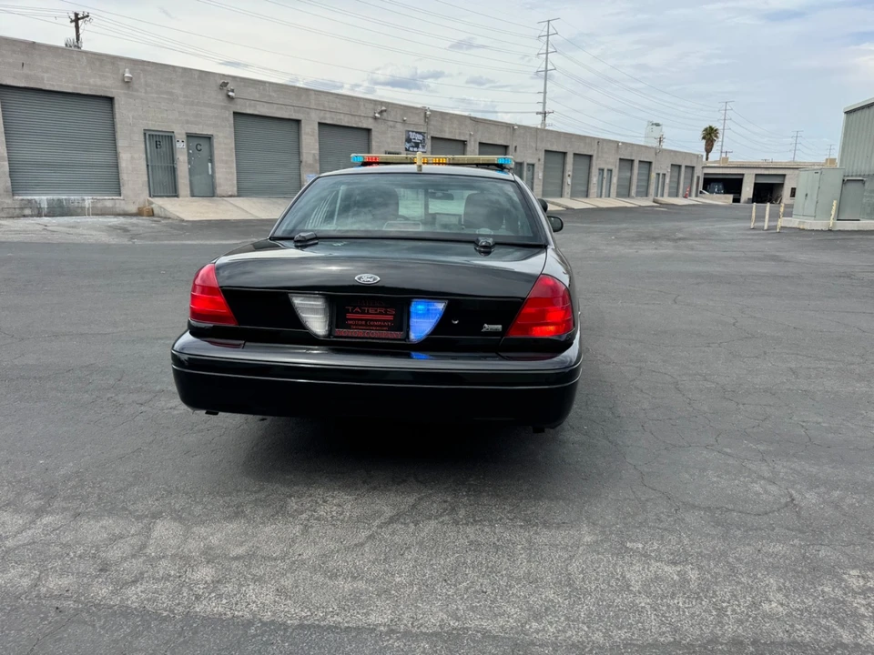 2011 Ford Crown Victoria - Image 4 of 21