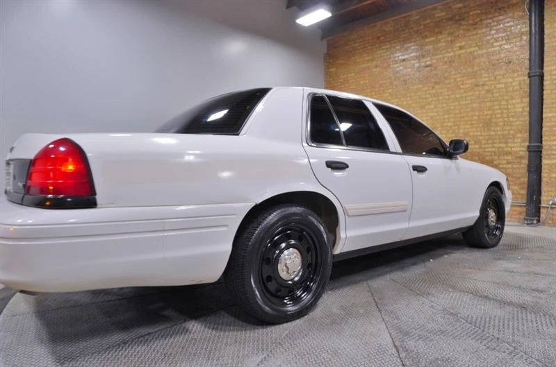 2011 Ford Crown Victoria - Image 12 of 12