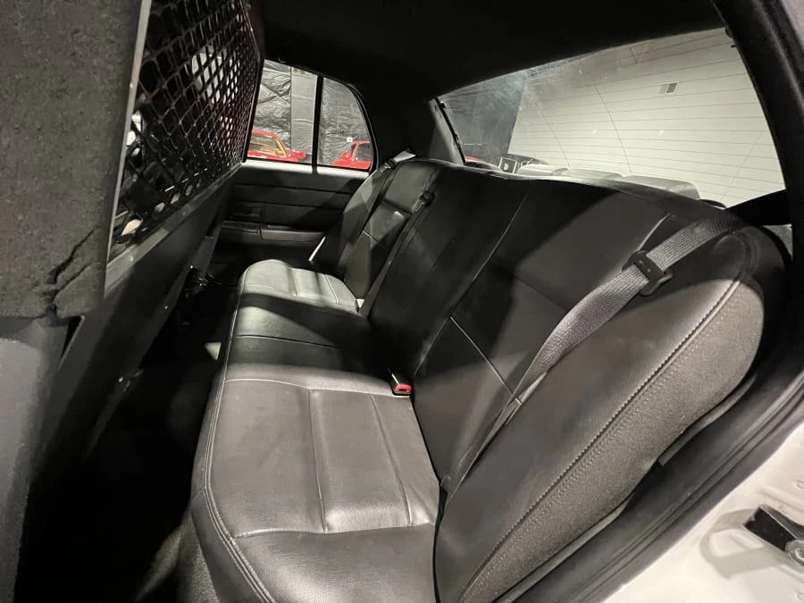 2011 Ford Crown Victoria - Image 13 of 19