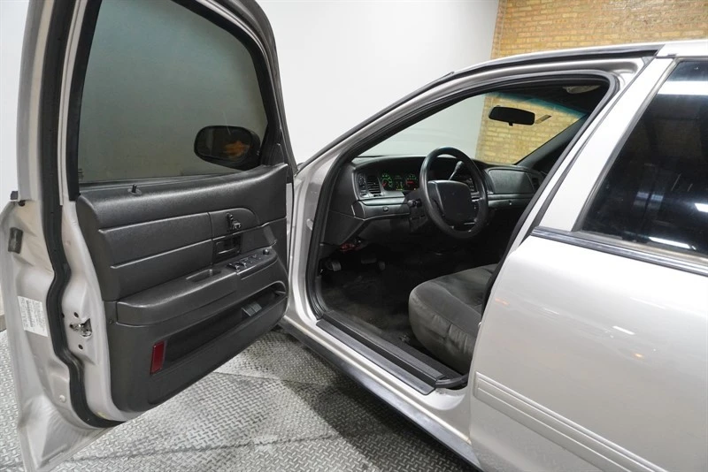 2011 Ford Crown Victoria - Image 21 of 21