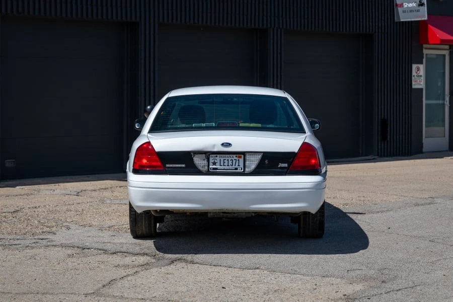 2011 Ford Crown Victoria - Image 5 of 25